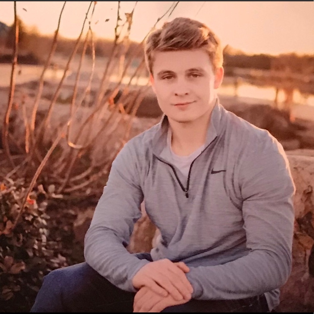 Meet your Posher, Chase